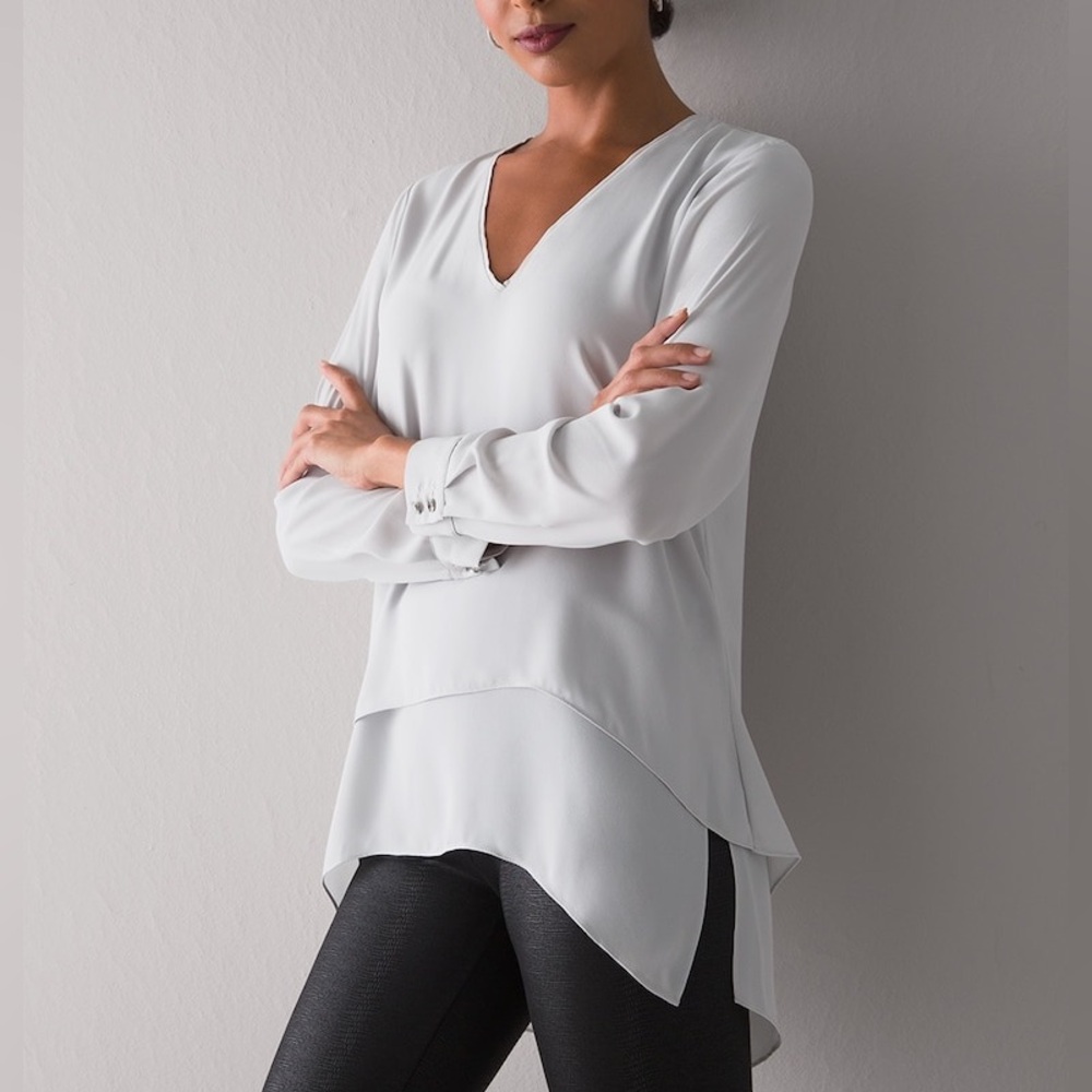 WHBM LONG SLEEVE GRAY V-NECK TUNIC